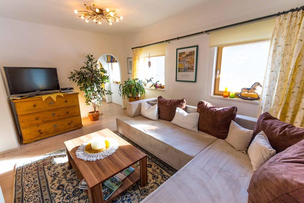 Ferienwohnung Reitgestuet Waldeck ザールフェルデン・アム・シュタイナーネン・メアー エクステリア 写真